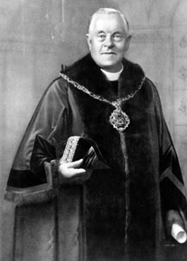 The Rev J Wilcockson 